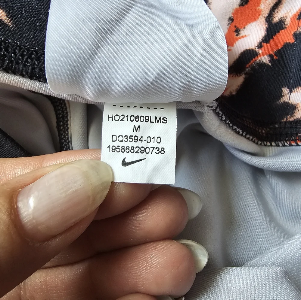Tie dye Yoga Nike Outfit - Picture 4 of 11